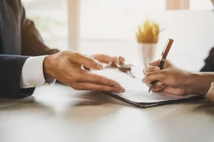 When to Register a Commercial Lease: Full Legal Guide for 2025