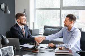 Franchisor vs Franchisee: Legal Responsibilities Explained